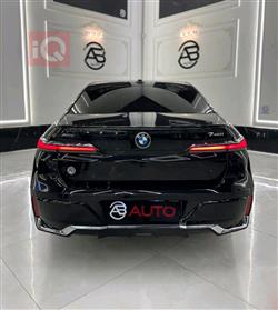 بي ام دبليو الفئة 7